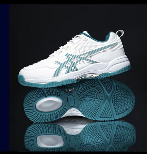 Кроссовки ASICS 44 размера