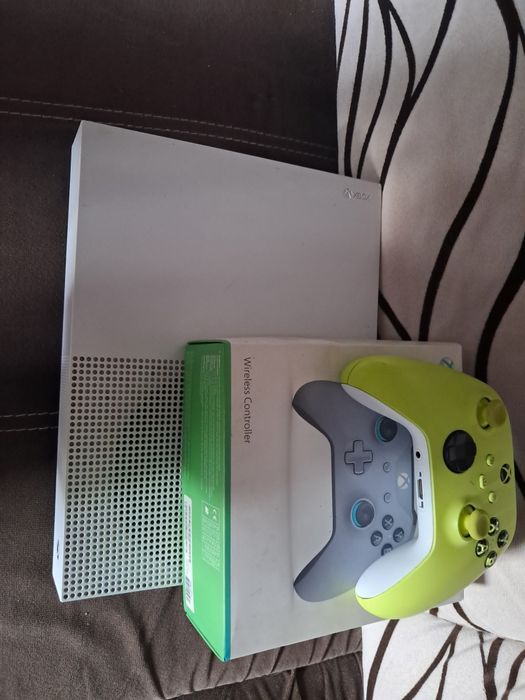 Xbox one S slim digital  1 Tera