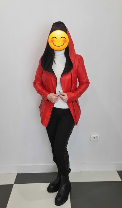 Кожаная куртка с капюшоном, Стильная, яркая,