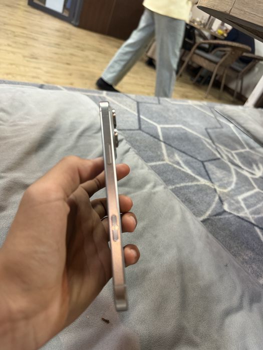 16 PRO MAX 256 GB