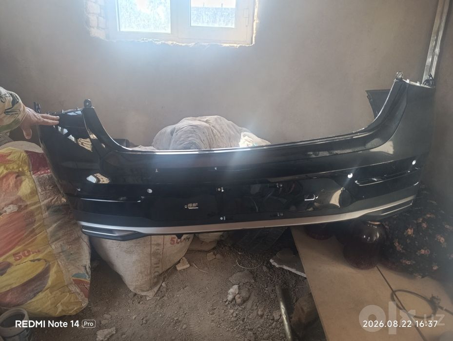Kia k5 orqa bamper Yangi vipuska moshinlarga tuwadi