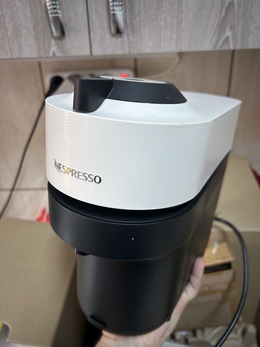 Aparat de cafea cu capsule Nespresso