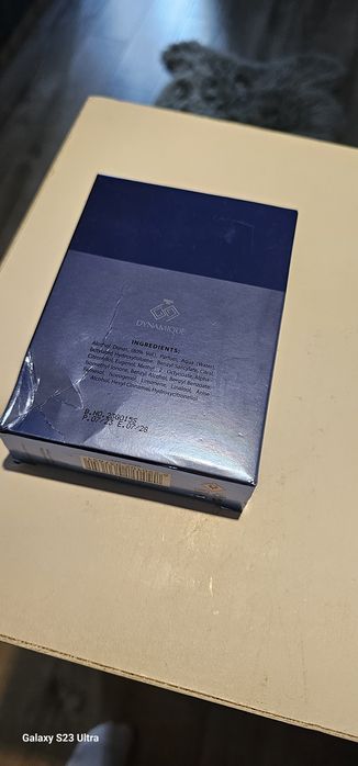 Parfum arăbesc prime noir și nautical