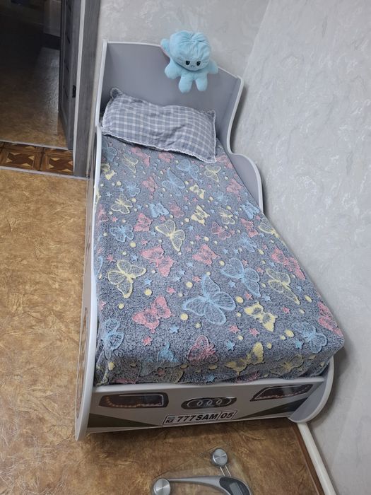 Продам  кровать срочно