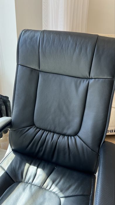 Кресло офисное черное