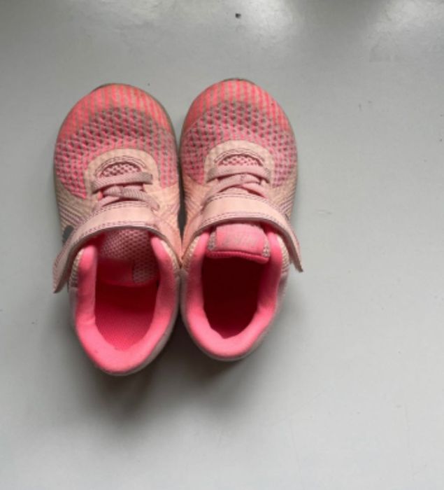 Детски маратонки Nike номер 23,5