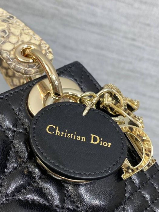 Geanta Christian Dior Lady Bucuresti Sectorul 1 • OLX.ro