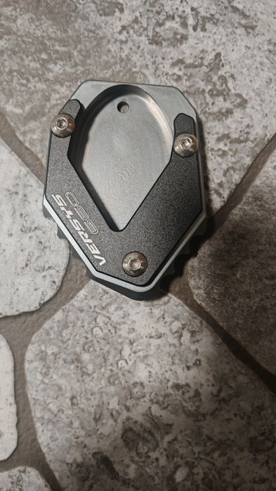 Кавазаки Версус 650