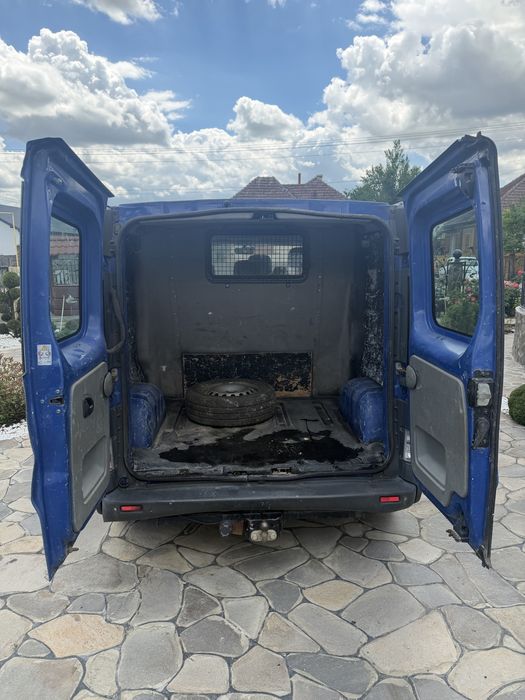 Vand Opel Vivaro 2.5