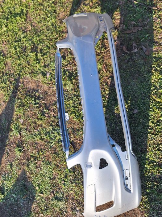 Предна броня за Volvo XC60 2011