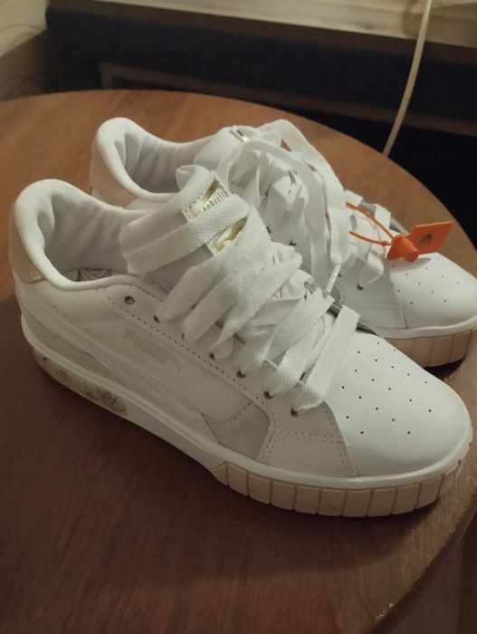 Продаются кроссовки Пума