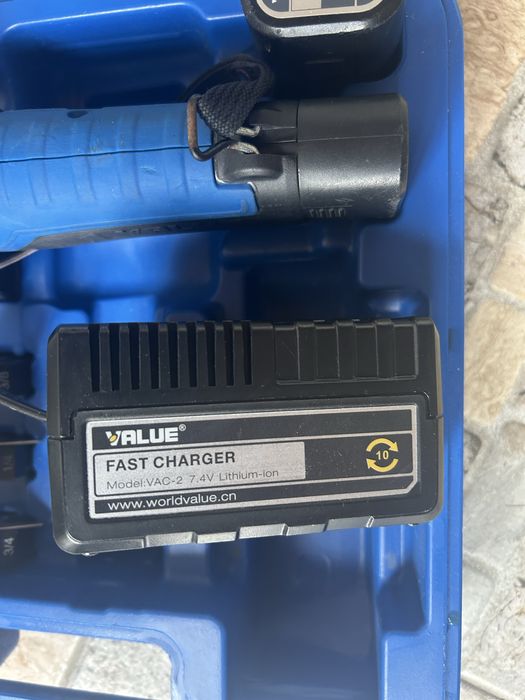 Dispozitiv profesional de sertizat Value