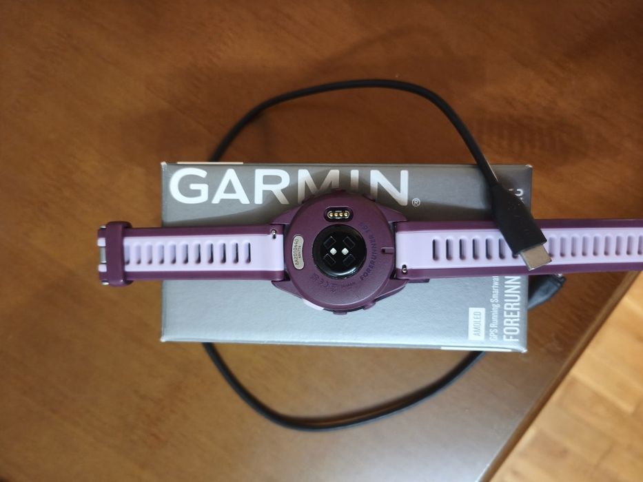 Garmin Forerunner 165 music