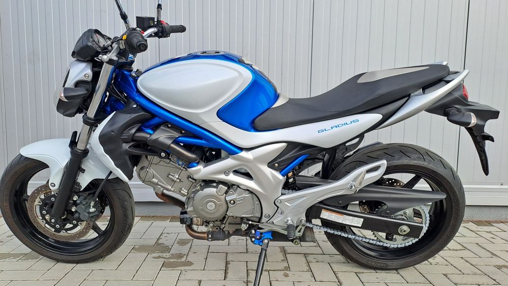 MotoFly Ploiesti vinde Suzuki SFV650 Gladius 2009