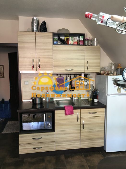 Продава двустаен апартамент ГАРАЖ в Сарафово