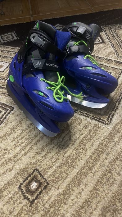 Продам коньки за 7,500