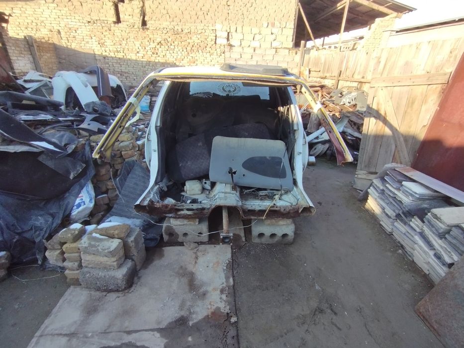 Nexia 1 zapchaslari bor