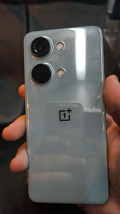 Oneplus nord 3  256 cu 16 GB ram, dimensity 9000. Preț:650 , zgârieturi ecran