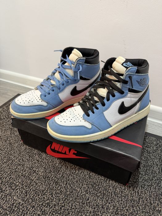 Jordan 1 Univeristy Blue