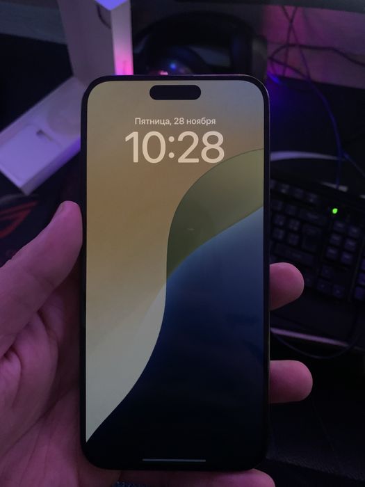 Iphone 15 pro black titanium 128GB sim karta s karobkoy