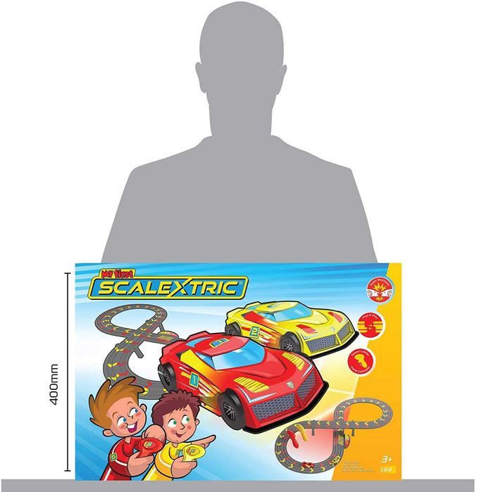 Състезателна Писта с 2 коли и дистанционни Аутобан Scalextric