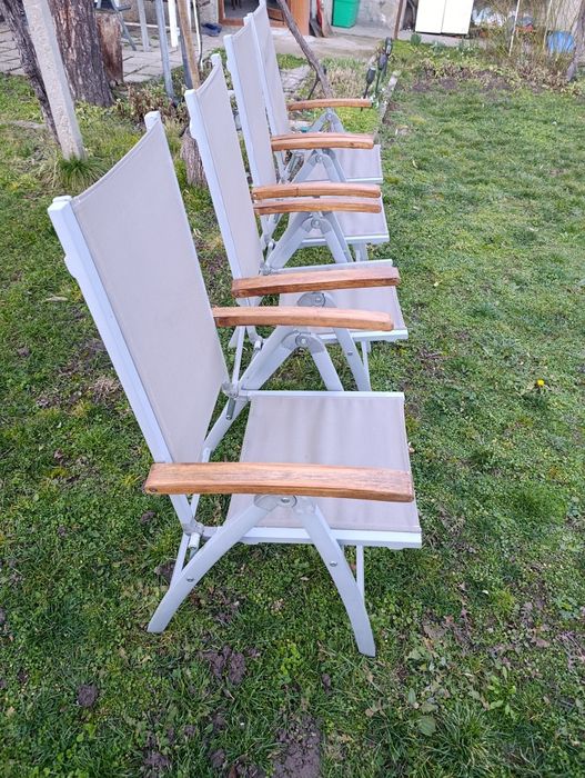 Сгъваеми алуминиеви столове