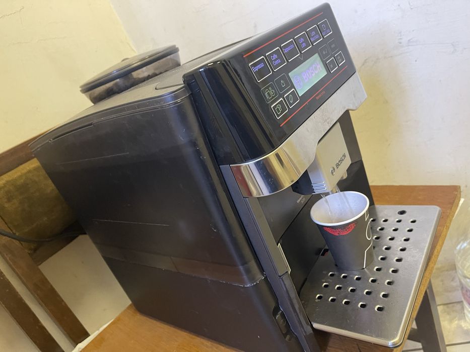 Кафе автомат Bosh veroaroma 700