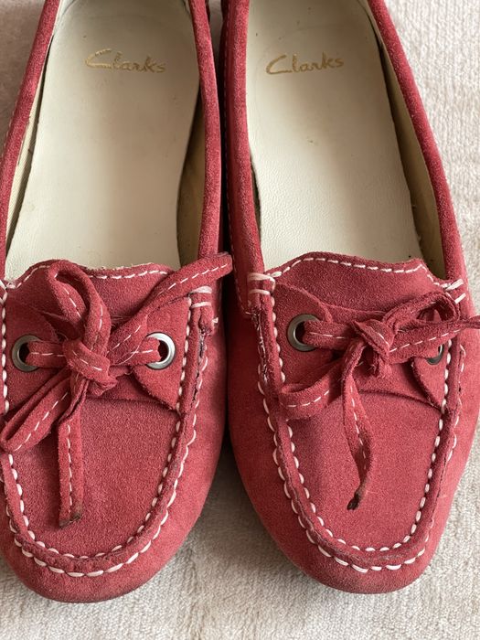 Pantofi din piele Clarks marimea 37