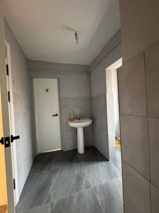 Ак тепа Круг Сдаётся офис Все условия имеются Доступ 24/7