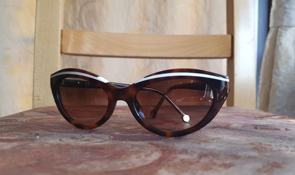 Слънчеви очила carolina herrera she 833