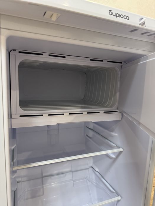 Холодильрик Бирюса, новый