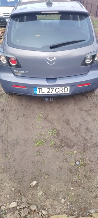 Vând Mazda 3 1.6 D