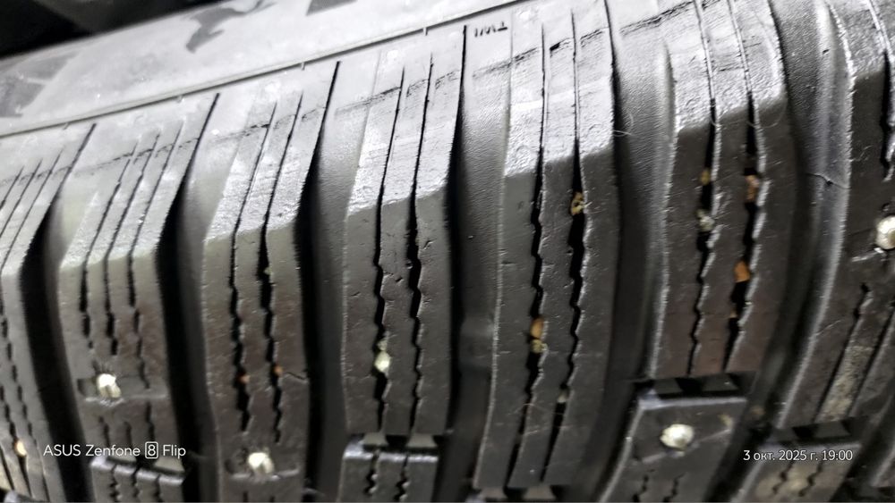 Continental IceContact 3 285/60 R18