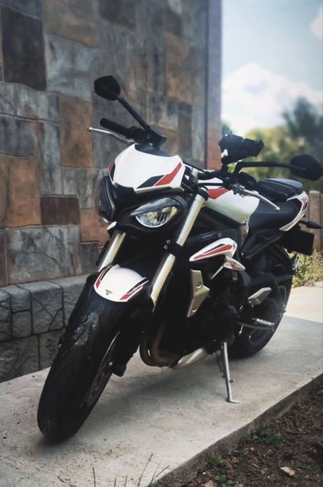 [VAND] Motocicleta Triumph Street Triple S 2021 - 6600 euro
