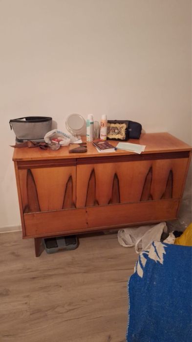 Продам тумбу, дерево