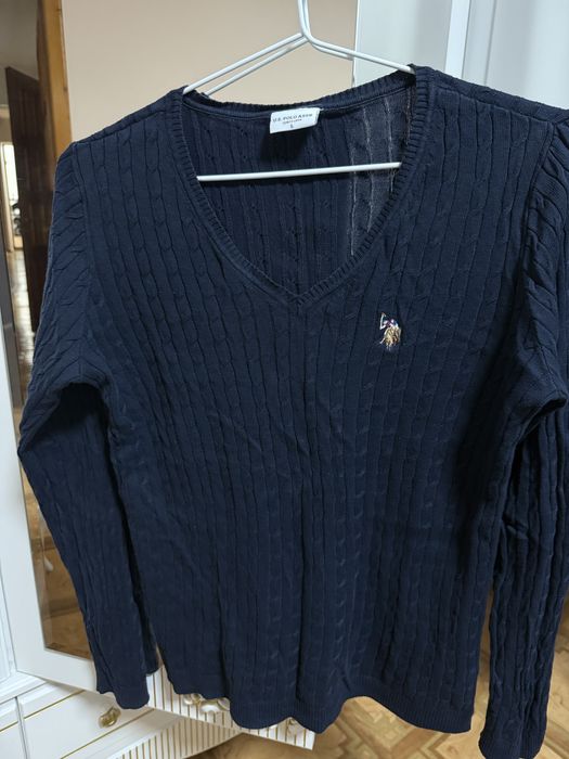 Женская одежа: кофты, рубашки