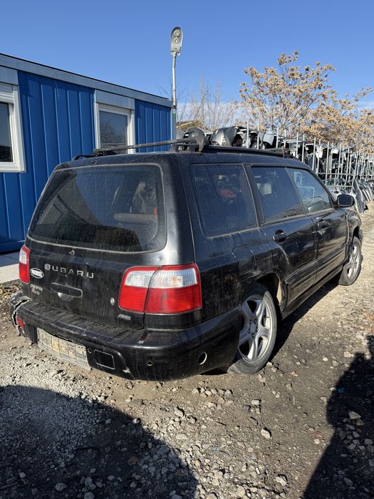 Subaru Forester 2.0i 2002г. на части