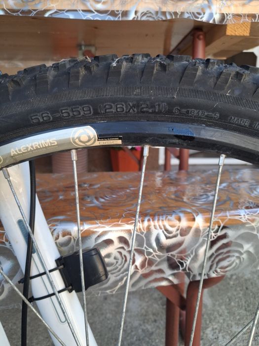Vând bicicletă Merida  Mtts in stare bună de funcționare  cu roti  pe