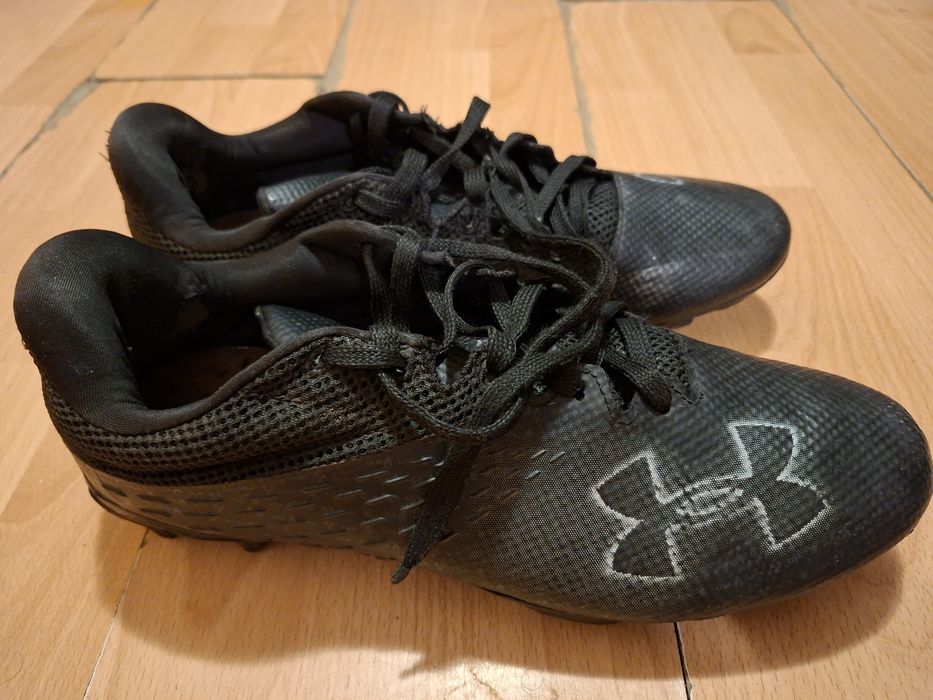 Ghete de fotbal Under Armour (Mărimea 44.5 - calapod mic)
