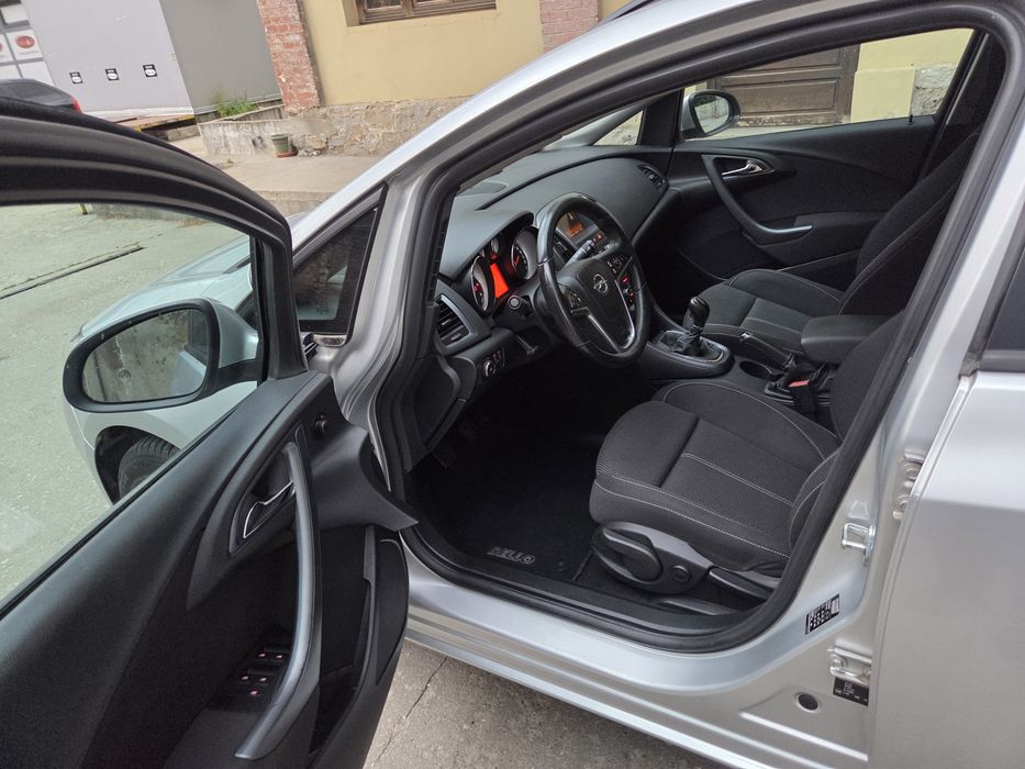 Opel astra j facelift 2014 EURO 6