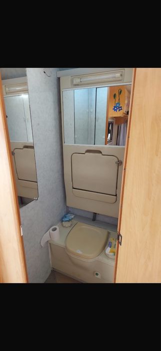 Rulotă Caravelair Antares Luxe 390 (An 2002) – Înmatriculată RO, FĂRĂ infiltrații, Ușoară (830 kg)