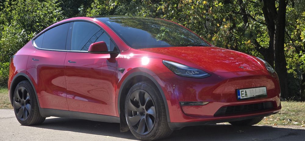 Tesla Model Y Dual Motor Long Range