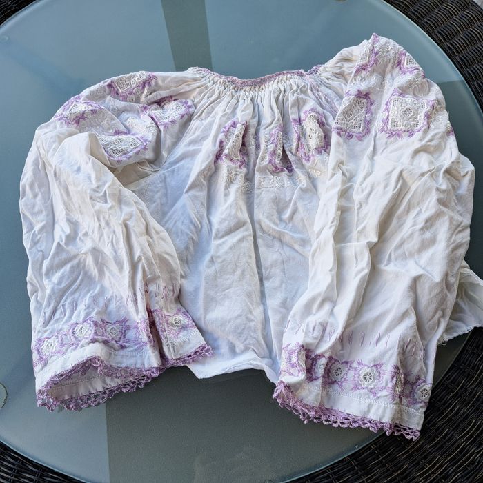 Vând cămăși ie tradiționale femeiești