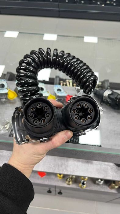 Запчасти на HOWO, SHACMAN