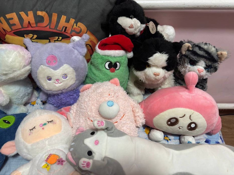 Мягкие разные игрушки