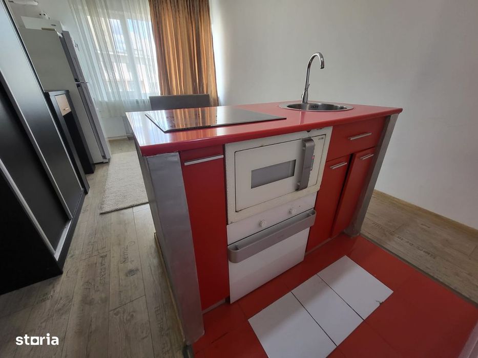 Palatul de Justitie.Garson. de inchiriat,centrala proprie, mob/utilata