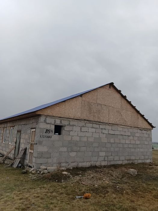 Продам недостроенный дом