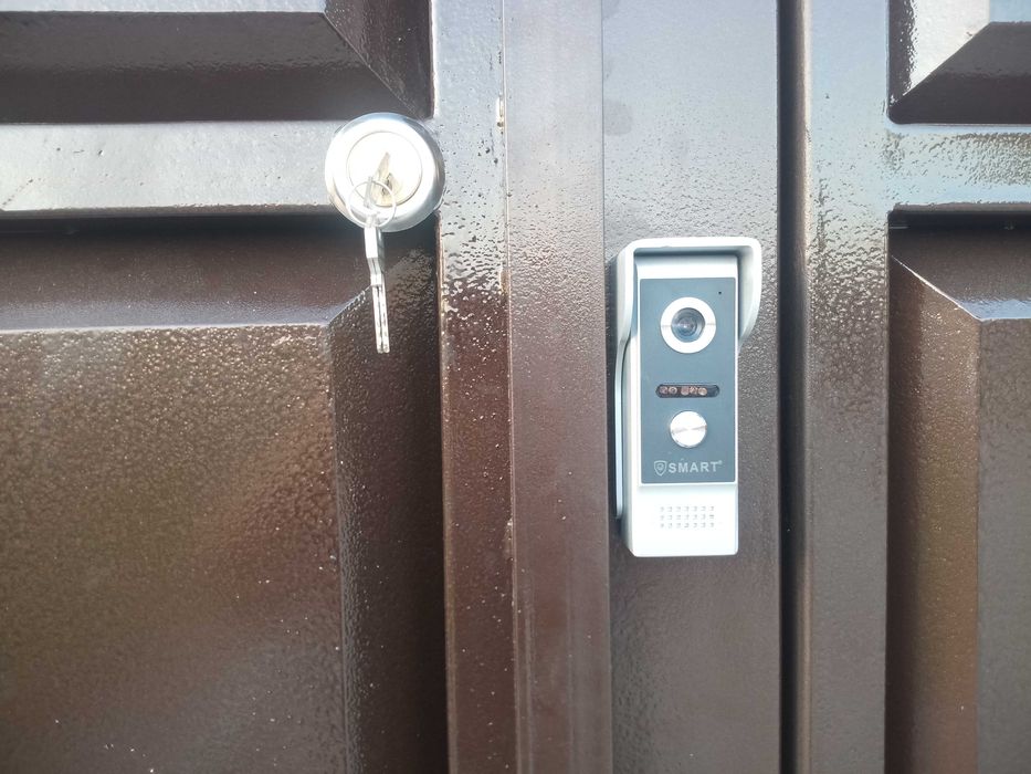 Домофон(Видеодомофон) цветной 7д.V70-M4