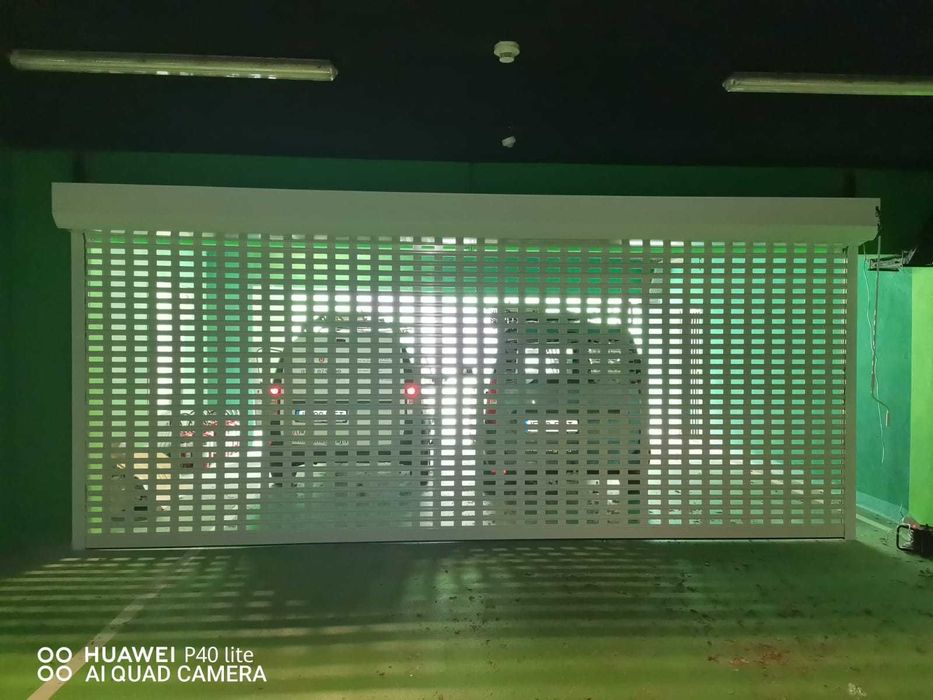 Usi garaj, rulouri exterioare, automatizari, bariere, plase plisee