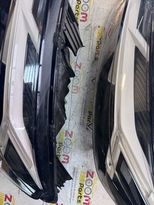 Far stanga original Dacia Jogger Sandero 3 Logan 3 facelift 2024-2026